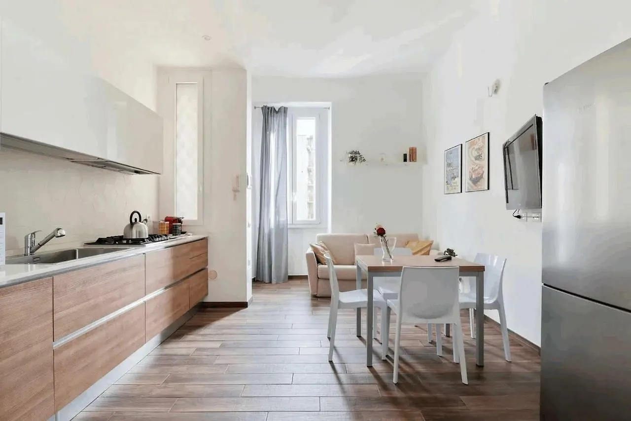 Isola View Renovated Apartment Milano
