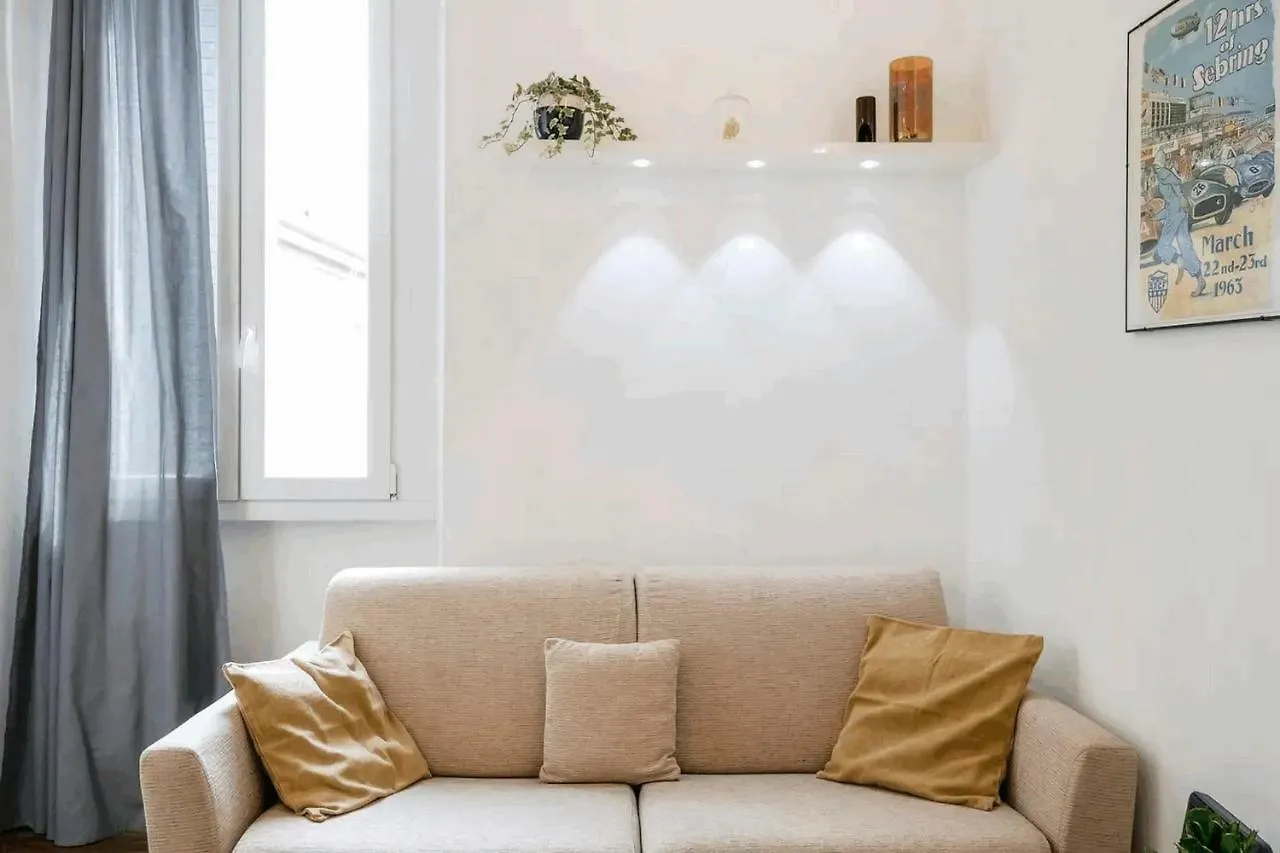 Isola View Renovated Apartment Milan